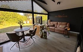 B&B Het Duinhuisje Met Jacuzzi, Gratis Parkeren, 2 Fietsen Te Leen, Airco